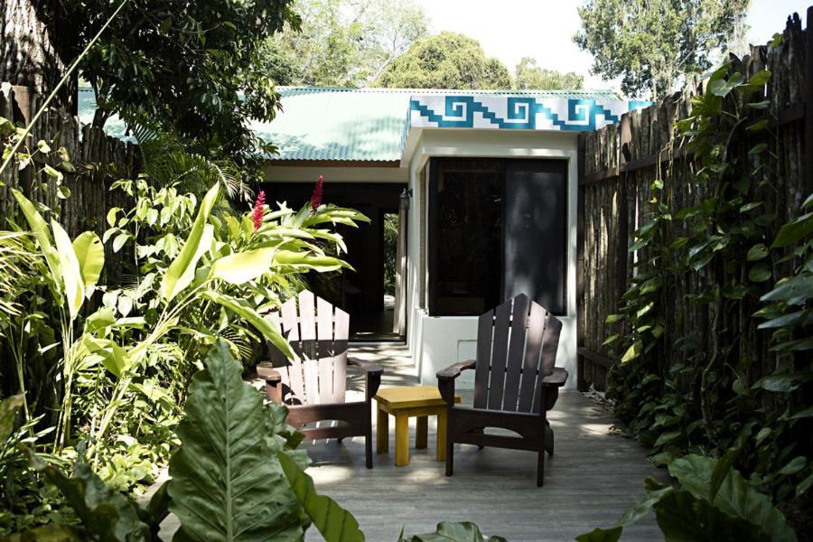 Hotel Jungle Lodge ตีกัล ภายนอก รูปภาพ