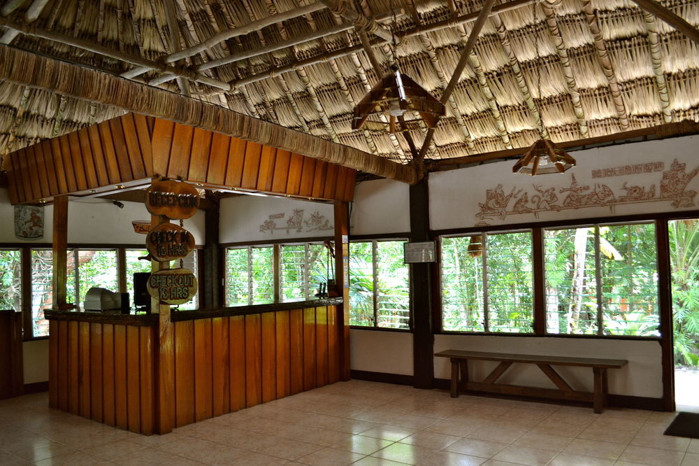 Hotel Jungle Lodge ตีกัล ภายนอก รูปภาพ