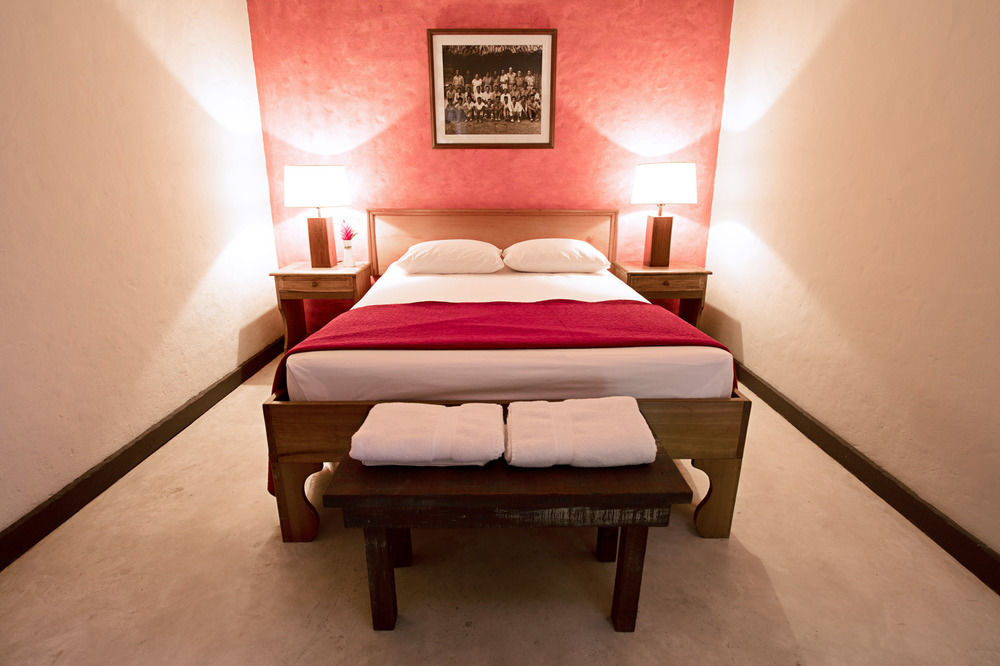 Hotel Jungle Lodge ตีกัล ภายนอก รูปภาพ