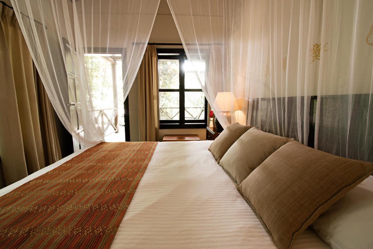 Hotel Jungle Lodge ตีกัล ภายนอก รูปภาพ